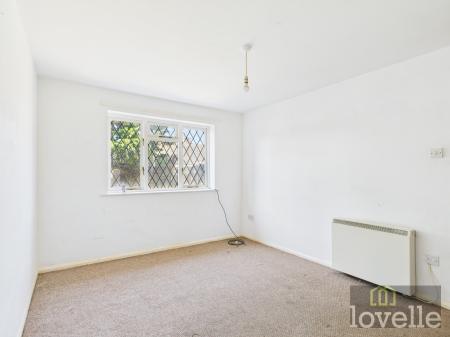 2 bedroom Semi-detached bungalow for sale in Waterloo Road, Mablethorpe, LN12