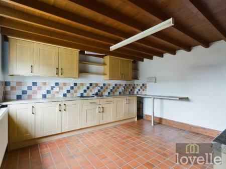 2 bedroom Detached bungalow for sale in Gold Lane, Withern, LN13