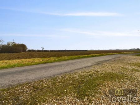 2 bedroom Detached bungalow for sale in Gold Lane, Withern, LN13