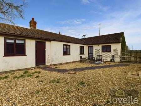 2 bedroom Detached bungalow for sale in Gold Lane, Withern, LN13