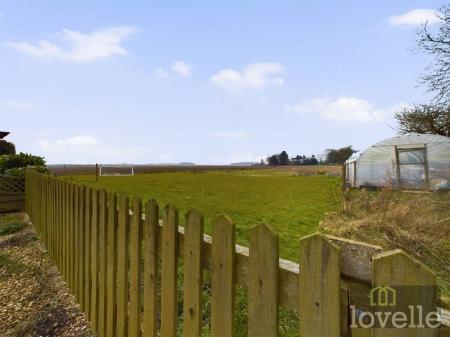 2 bedroom Detached bungalow for sale in Gold Lane, Withern, LN13