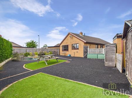 2 bedroom Detached bungalow for sale in The Green, Mablethorpe, LN12