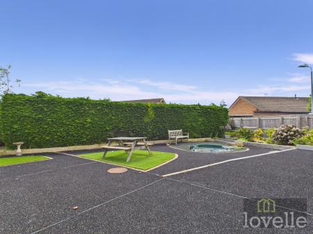 2 bedroom Detached bungalow for sale in The Green, Mablethorpe, LN12