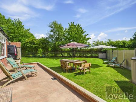 2 bedroom Detached house for sale in Main Street, Alford, LN13