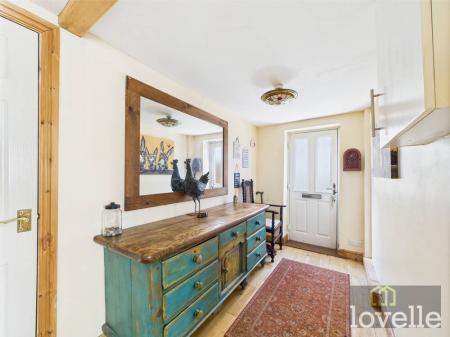 4 bedroom Detached house for sale in Sutton Road, Huttoft, LN13