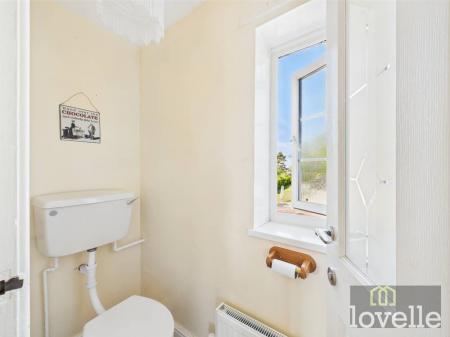 4 bedroom Detached house for sale in Sutton Road, Huttoft, LN13