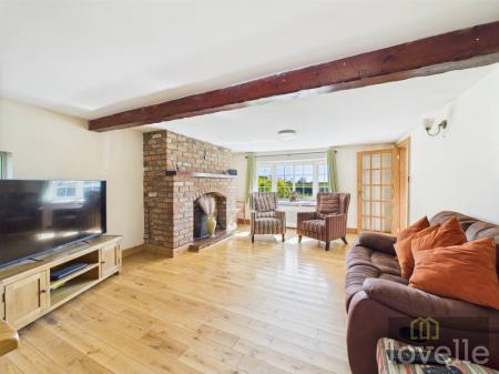 4 bedroom Detached house for sale in Sutton Road, Huttoft, LN13