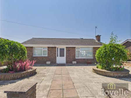 2 bedroom Detached bungalow for sale in Marian Avenue, Mablethorpe, LN12