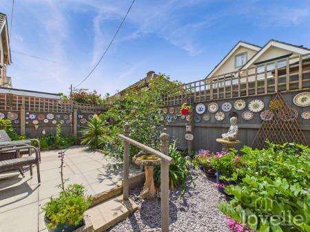 4 bedroom Detached house for sale in Gibraltar Road, Mablethorpe, LN12