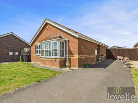 2 bedroom Detached bungalow for sale in Dymoke Road, Mablethorpe, LN12