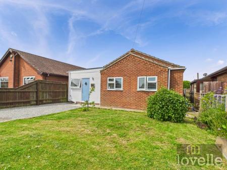 3 bedroom Detached bungalow for sale in Harding Close, Sutton on Sea, LN12