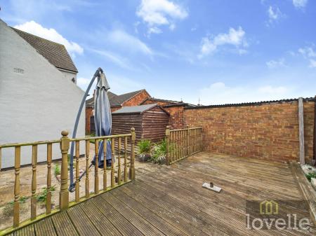 4 bedroom Semi-detached house for sale in Wellington Road, Mablethorpe, LN12