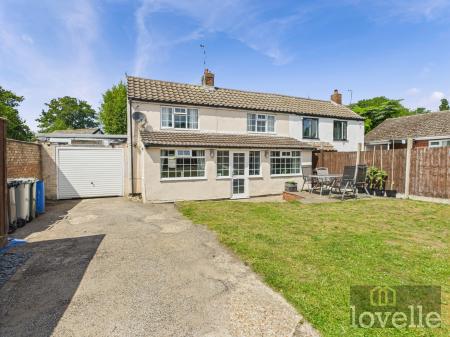 3 bedroom Semi-detached house for sale in Finsbury Street, Alford, LN13