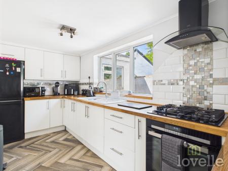 3 bedroom Semi-detached house for sale in Finsbury Street, Alford, LN13