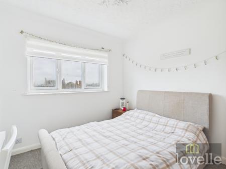 2 bedroom Flat for sale in Victoria Road, Mablethorpe, LN12
