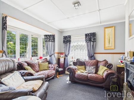 2 bedroom Semi-detached bungalow for sale in George Street, Mablethorpe, LN12