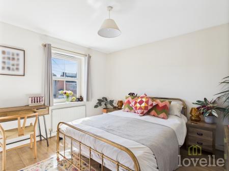 2 bedroom Semi-detached house for sale in Dashwood Road, Alford, LN13