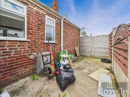 1 bedroom Semi-detached bungalow for sale in St Andrews Road, Mablethorpe, LN12