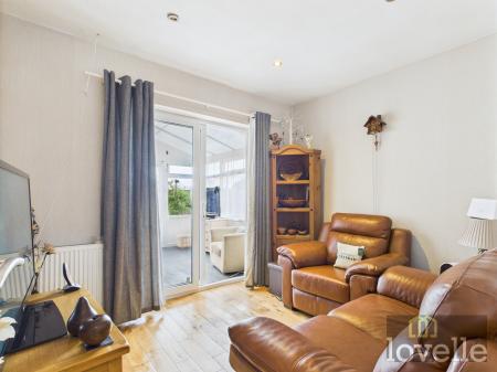 1 bedroom Semi-detached bungalow for sale in St Andrews Road, Mablethorpe, LN12