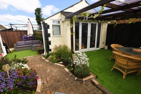 2 bedroom Semi-detached bungalow for sale in Byron Road, Mablethorpe, LN12