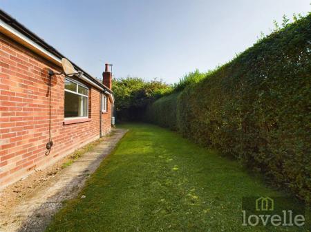 3 bedroom Detached bungalow for sale in Mablethorpe Road, Theddlethorpe, LN12