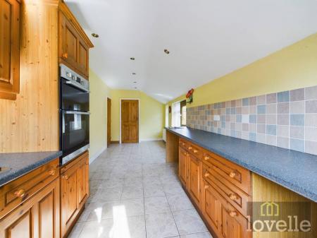 3 bedroom Detached bungalow for sale in Mablethorpe Road, Theddlethorpe, LN12
