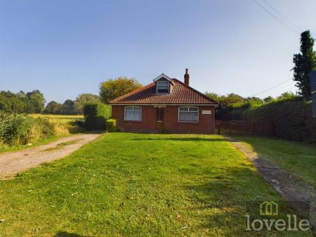 3 bedroom Detached bungalow for sale in Mablethorpe Road, Theddlethorpe, LN12