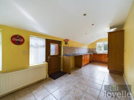3 bedroom Detached bungalow for sale in Mablethorpe Road, Theddlethorpe, LN12