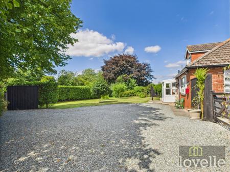 3 bedroom Detached bungalow for sale in Saltfleet Road, Mablethorpe, LN12