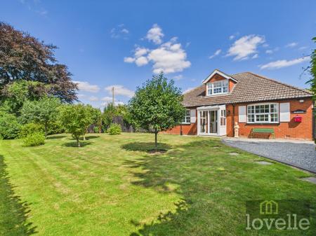 3 bedroom Detached bungalow for sale in Saltfleet Road, Mablethorpe, LN12