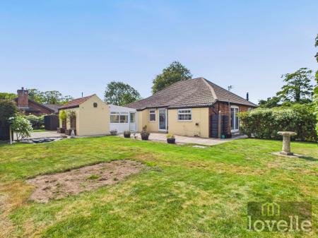 3 bedroom Detached bungalow for sale in Saltfleet Road, Mablethorpe, LN12