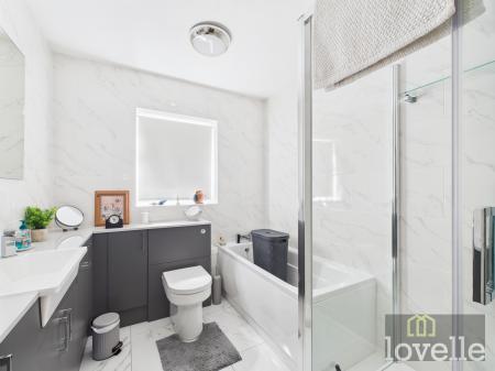 3 bedroom Detached bungalow for sale in Beesby Road, Alford, LN13