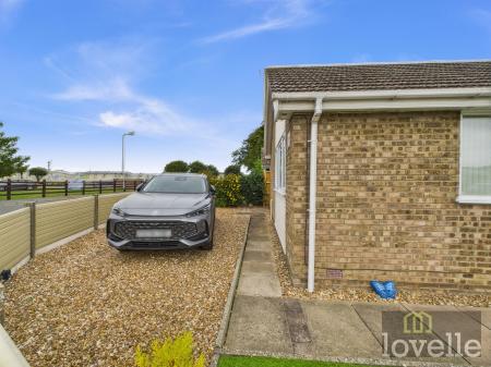 3 bedroom Detached bungalow for sale in Seaholme Road, Mablethorpe, LN12