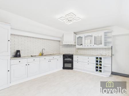 2 bedroom Cottage for sale in Main Road, Saltfleetby, LN11