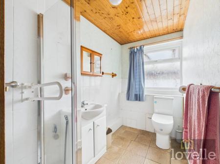 3 bedroom Bungalow for sale in Seacroft Road, Mablethorpe, LN12