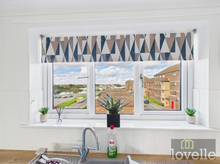 3 bedroom Flat for sale in Queens Park Flats, Mablethorpe, LN12