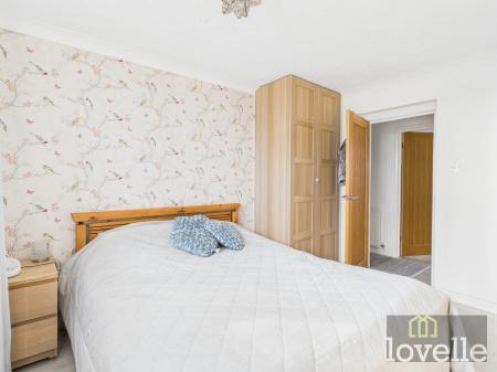 3 bedroom Flat for sale in Queens Park Flats, Mablethorpe, LN12