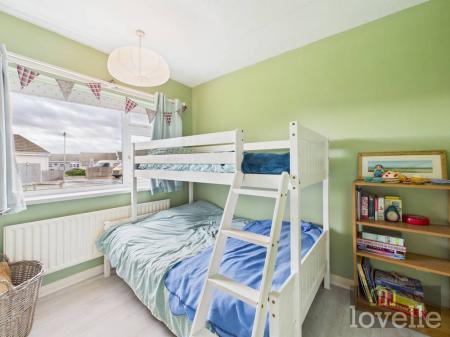 2 bedroom Flat for sale in Barton Court, Mablethorpe, LN12