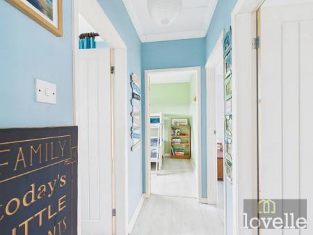 2 bedroom Flat for sale in Barton Court, Mablethorpe, LN12