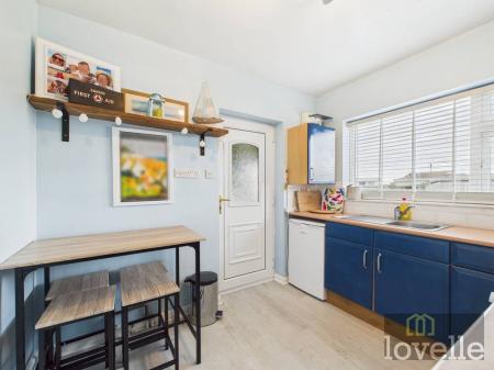 2 bedroom Flat for sale in Barton Court, Mablethorpe, LN12