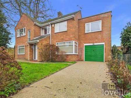 4 bedroom Detached house for sale in East Street, Alford, LN13