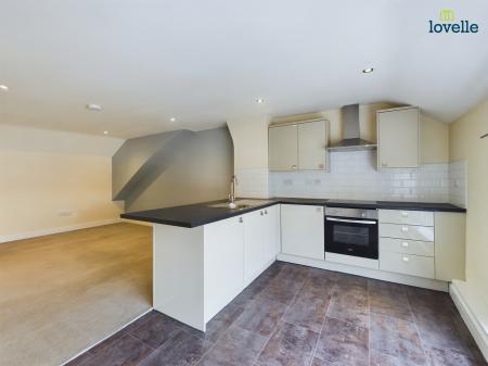 2 bedroom Flat to let in Queen Street, Market Rasen, LN8