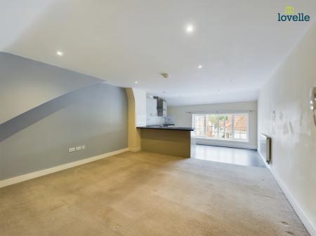 2 bedroom Flat to let in Queen Street, Market Rasen, LN8
