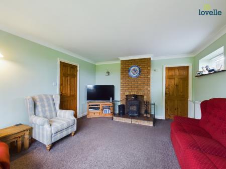 2 bedroom Detached bungalow for sale in Bell Vue, Kirkby cum Osgodby, LN8