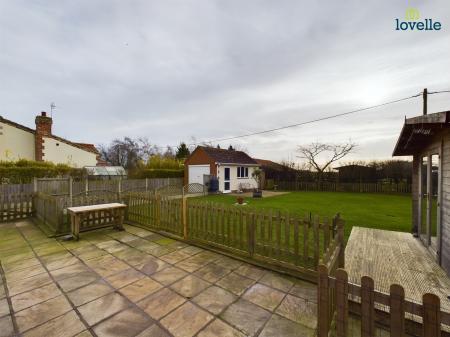 2 bedroom Detached bungalow for sale in Bell Vue, Kirkby cum Osgodby, LN8