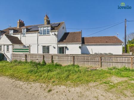 3 bedroom Semi-detached house for sale in Brigg Road, Howsham, LN7