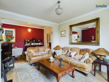 4 bedroom Detached house for sale in Caistor Road, Market Rasen, LN8