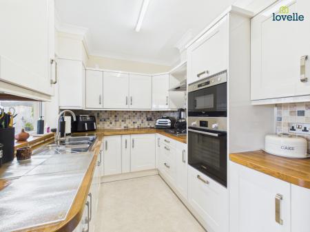 3 bedroom Detached bungalow for sale in Gainsborough Road, Market Rasen, LN8