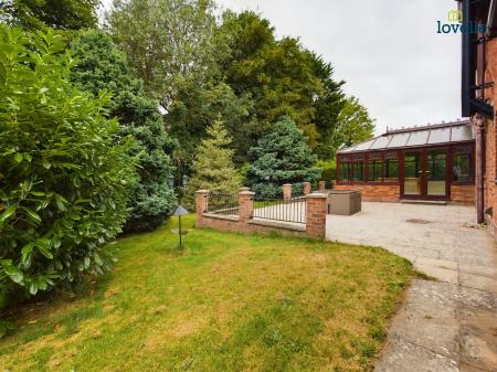 4 bedroom Detached house for sale in Gallamore Lane, Market Rasen, LN8