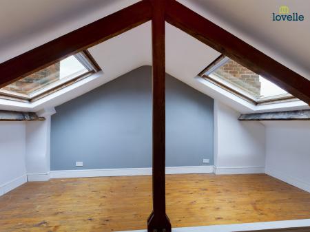 5 bedroom Semi-detached house for sale in George Street, Market Rasen, LN8